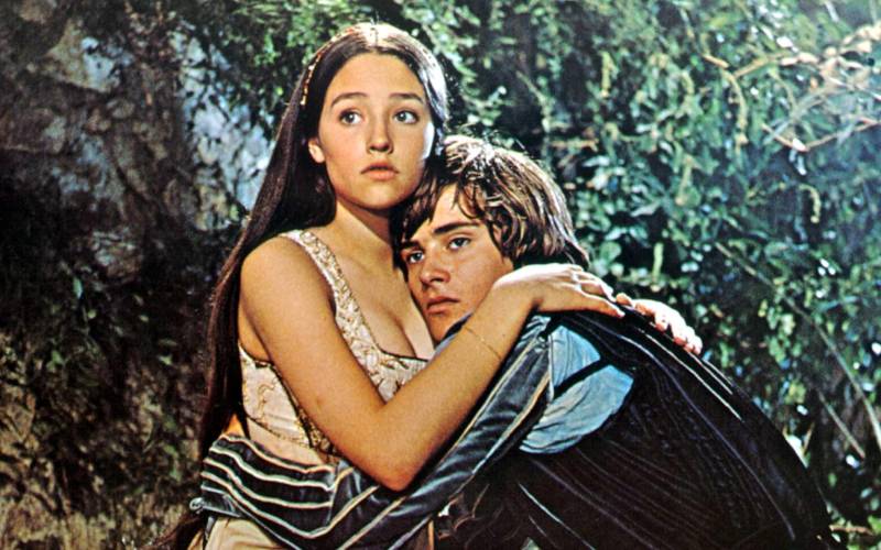 Romeo and Juliet Actors Sue for Over $500 Million Over Nude Scene