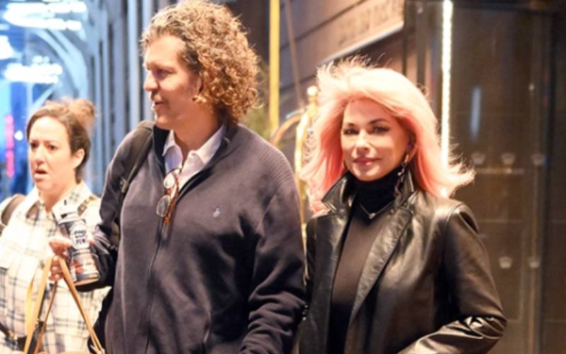 Shania Twain Steps Out with New Pink Hair and Husband Frederic in NYC