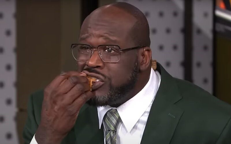 Shaquille O’Neal Gets Roasted For Forfeiting A Bet And Eating Chicken Legs