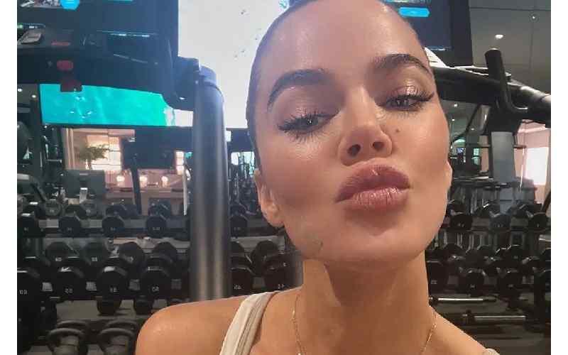 Tristan Thompson Reacts to Khloe Kardashian’s Sultry Workout Snap