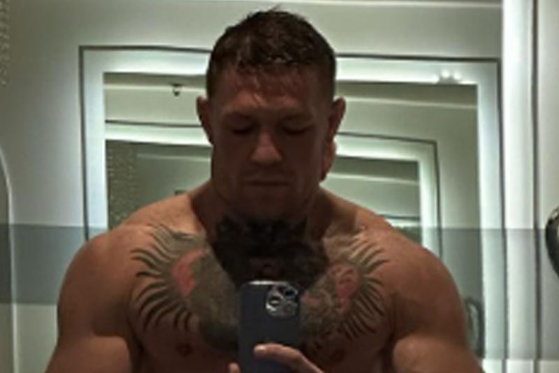 Conor McGregor Looks Insanely Jacked In Mirror Selfie Drop