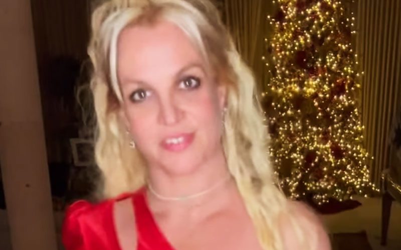 Britney Spears’ Instagram Post Welcomes the Holiday Season