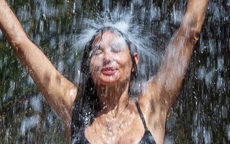 Demi Moore’s Stunning Bikini Shot Under a Waterfall Proves She’s ‘Still Got It