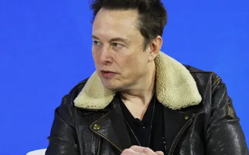 Elon Musk Accuses Advertisers of Blackmail in Explicit Retort