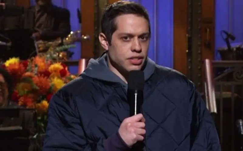 Pete Davidson Ejects Fan Violating No-Phone Policy at Stand-Up Show