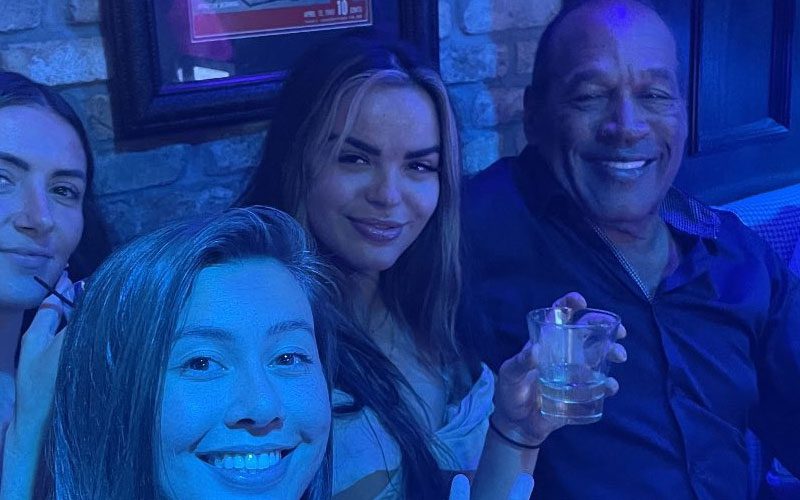 Photos Confirm O.J. Simpson’s Claims of Interaction with College Girls